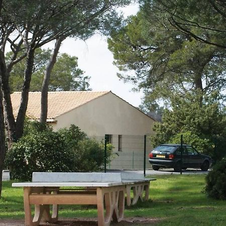 Appartement T2 Dans Residence Avec Piscine Et Tennis Saint-Raphaël Eksteriør billede