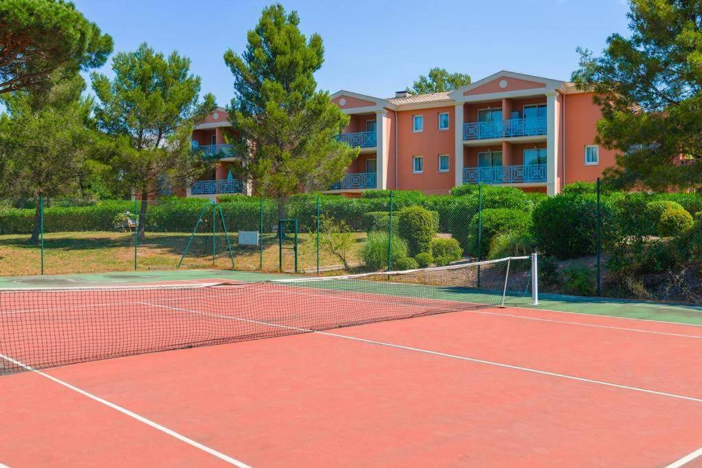 Appartement T2 Dans Residence Avec Piscine Et Tennis Saint-Raphaël Eksteriør billede